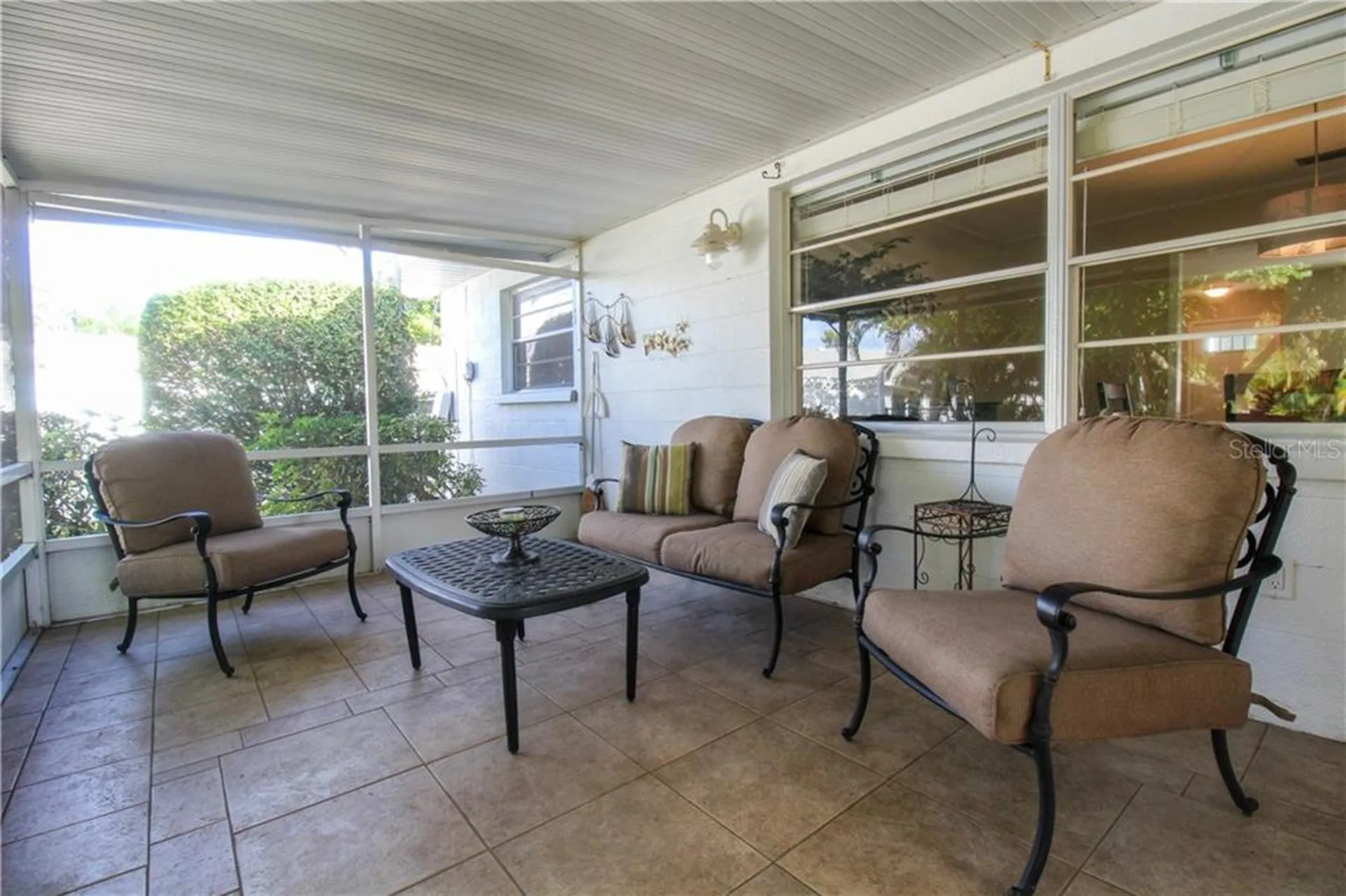 2806 Taunton Drive W Bradenton FL 34205