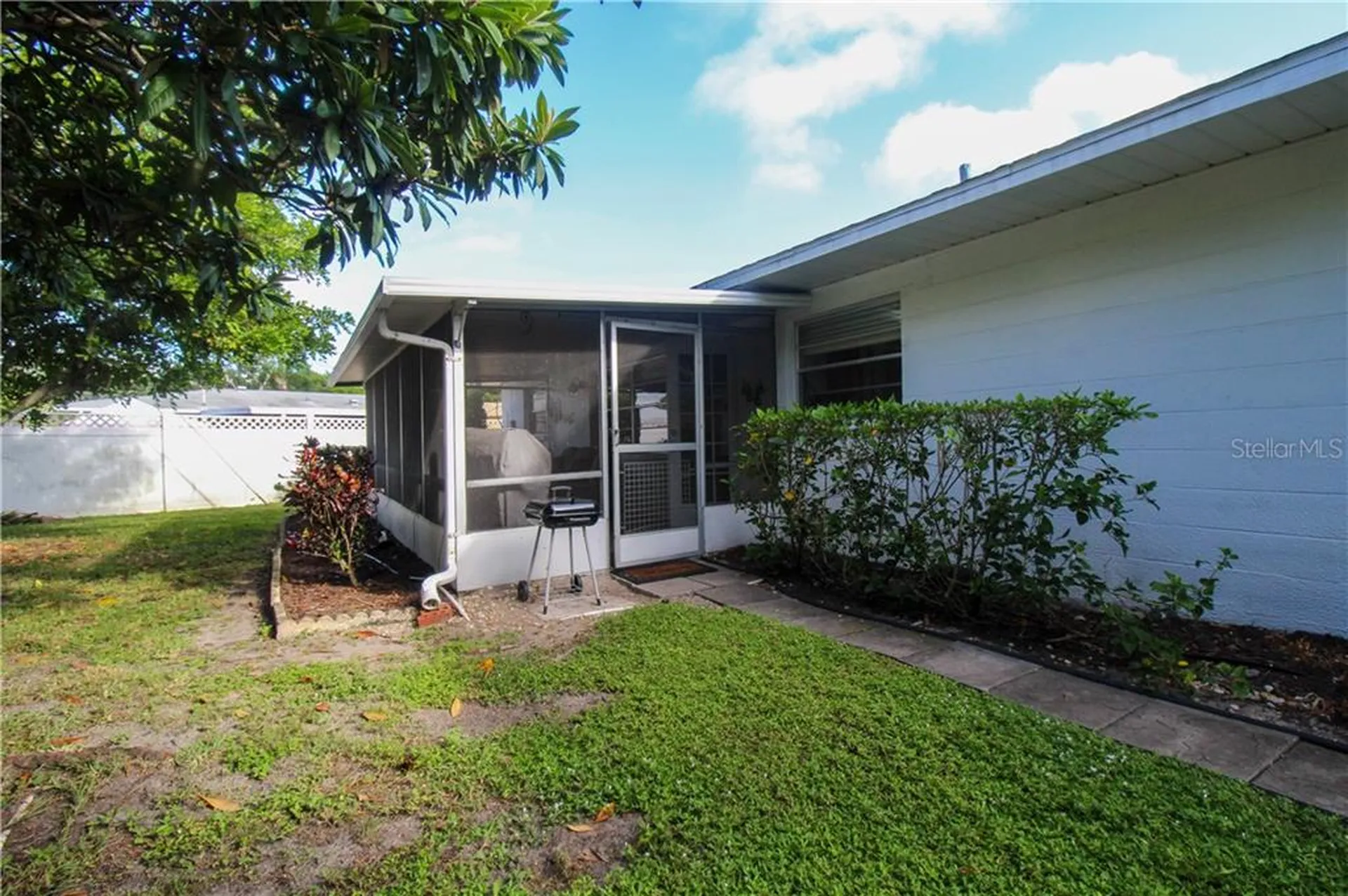 2806 Taunton Drive W Bradenton FL 34205