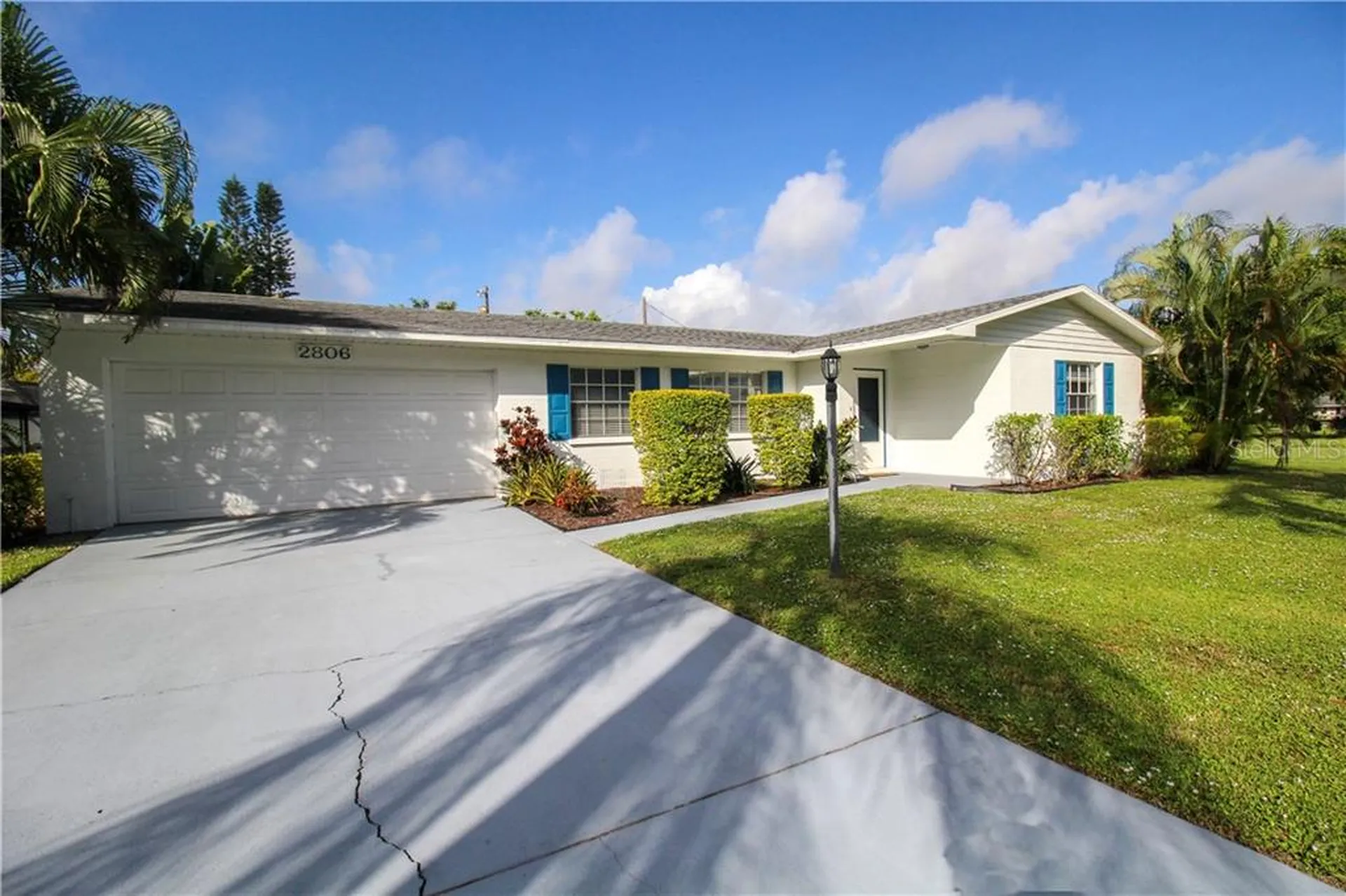 2806 Taunton Drive W Bradenton FL 34205