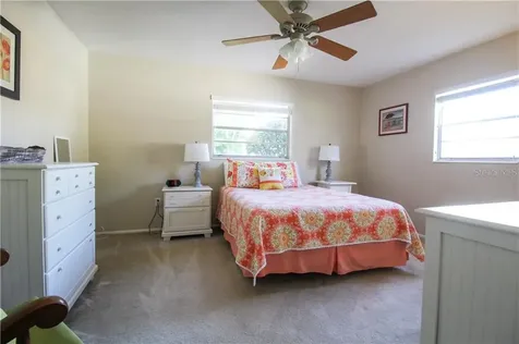 2806 Taunton Drive W Bradenton FL 34205