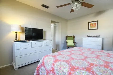 2806 Taunton Drive W Bradenton FL 34205