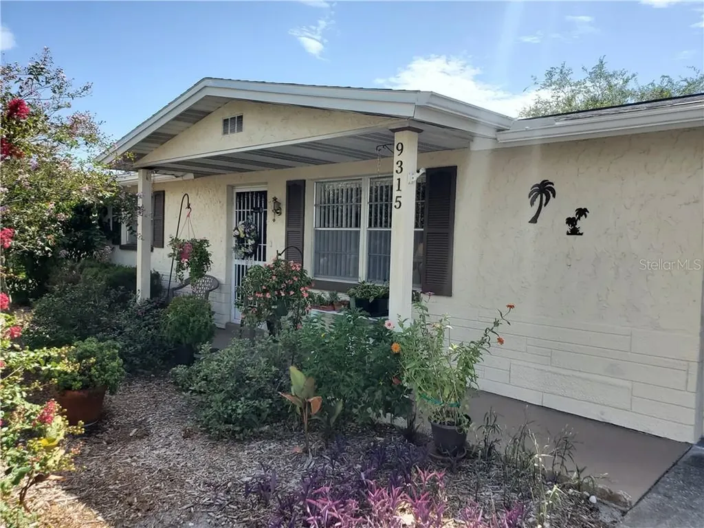 9315 Cochise Lane Port Richey FL 34668