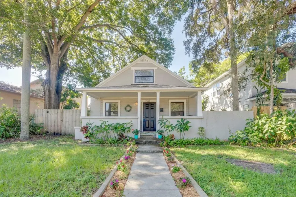 2918 4th Avenue S St Petersburg FL 33712