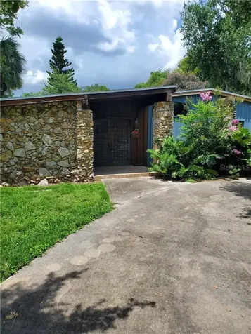1113 Oak Drive Leesburg FL 34748