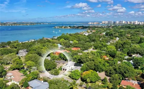 1671 North Drive Sarasota FL 34239