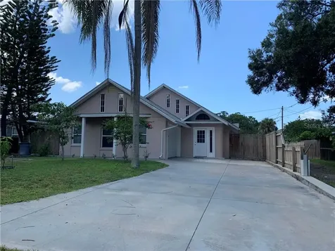 5418 17th Avenue S Gulfport FL 33707