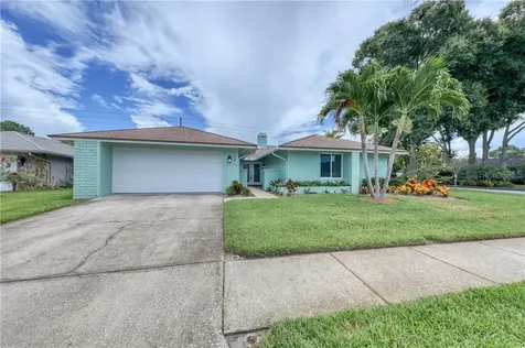 10071 Linden Place Drive Seminole FL 33776