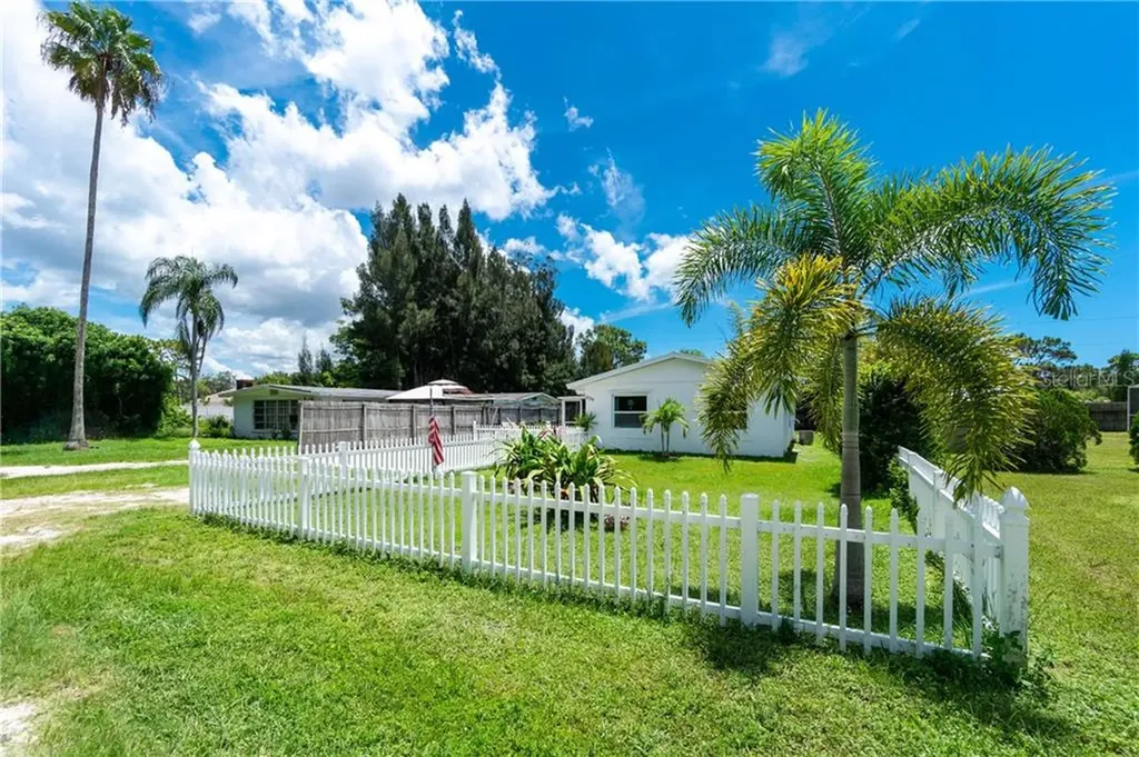 639 Purdy Street Englewood FL 34223