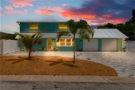 675 65th Street S St Petersburg FL 33707