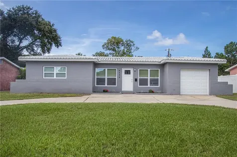 6692 32nd Avenue N St Petersburg FL 33710