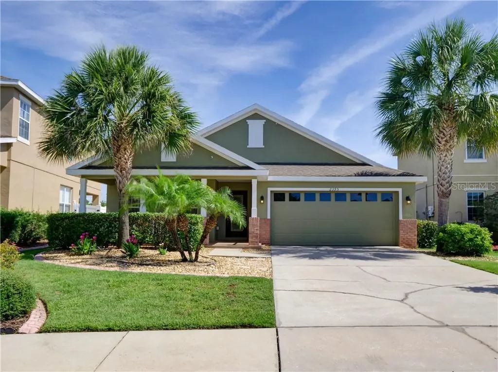 2395 Sabastian Street Mount Dora FL 32757