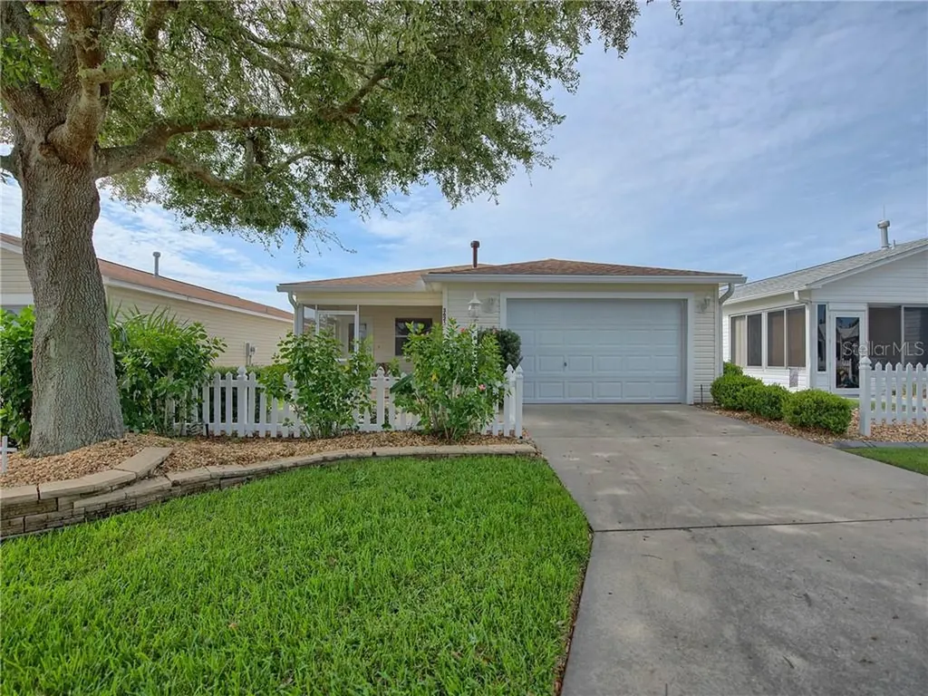 3621 Amelia Avenue The Villages FL 32162
