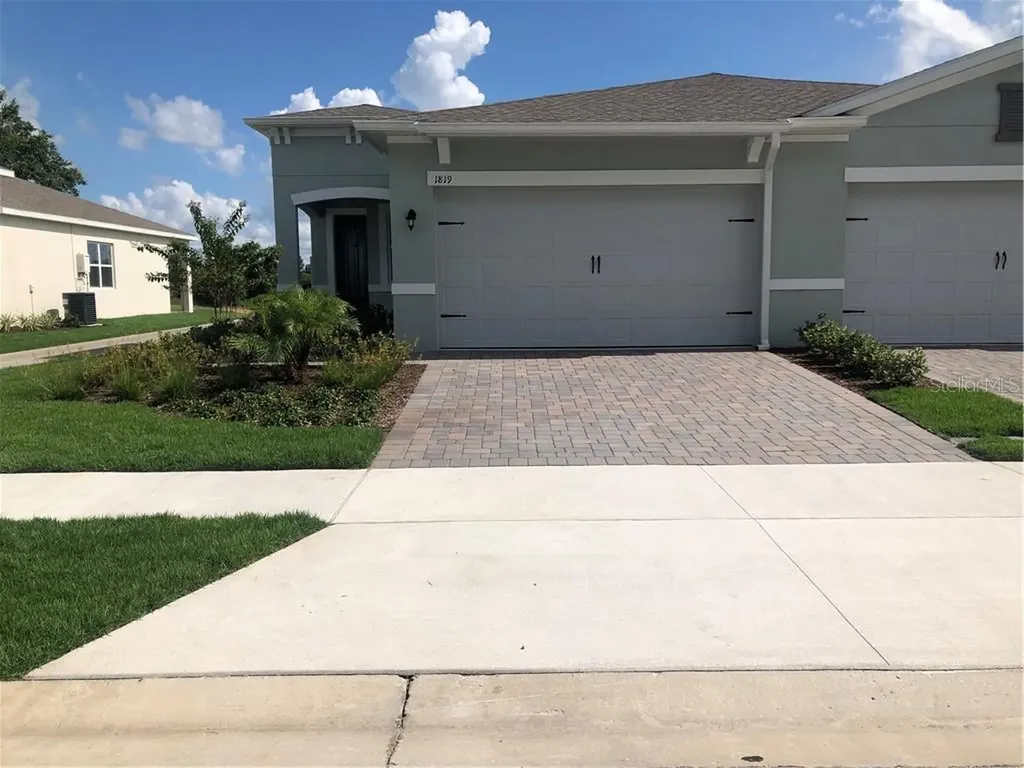 1819 Flora Pass Place Kissimmee FL 34747