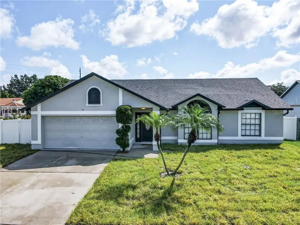 2711 Forest View Lane Kissimmee FL 34744
