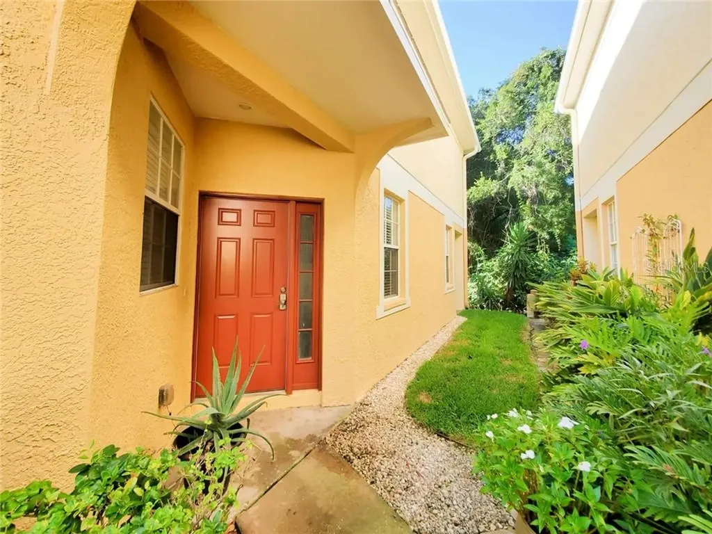 1948 Fiesta Ridge Court Tampa FL 33604