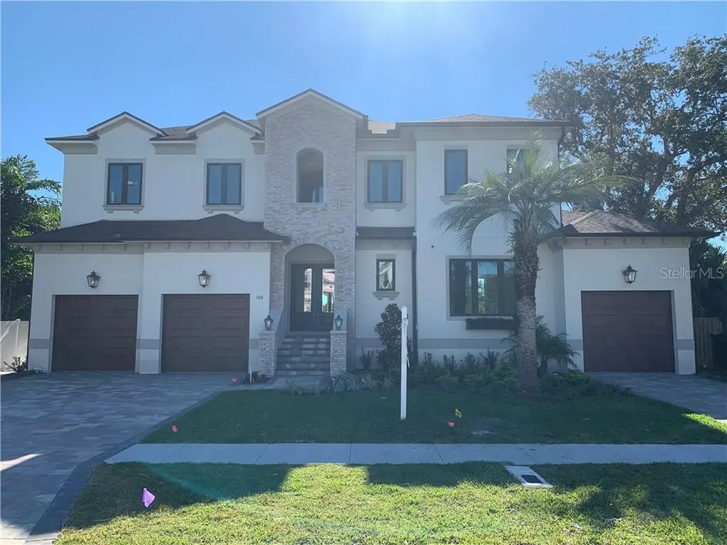 388 Belleair Drive NE St Petersburg FL 33704