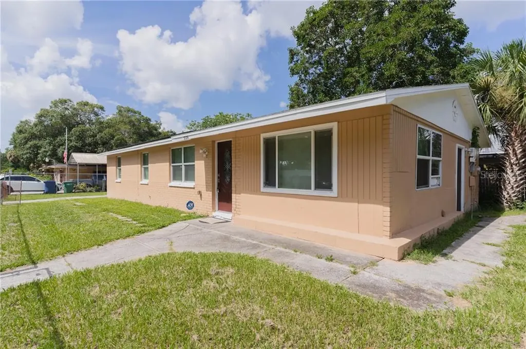 5124 N 36th Street Tampa FL 33610