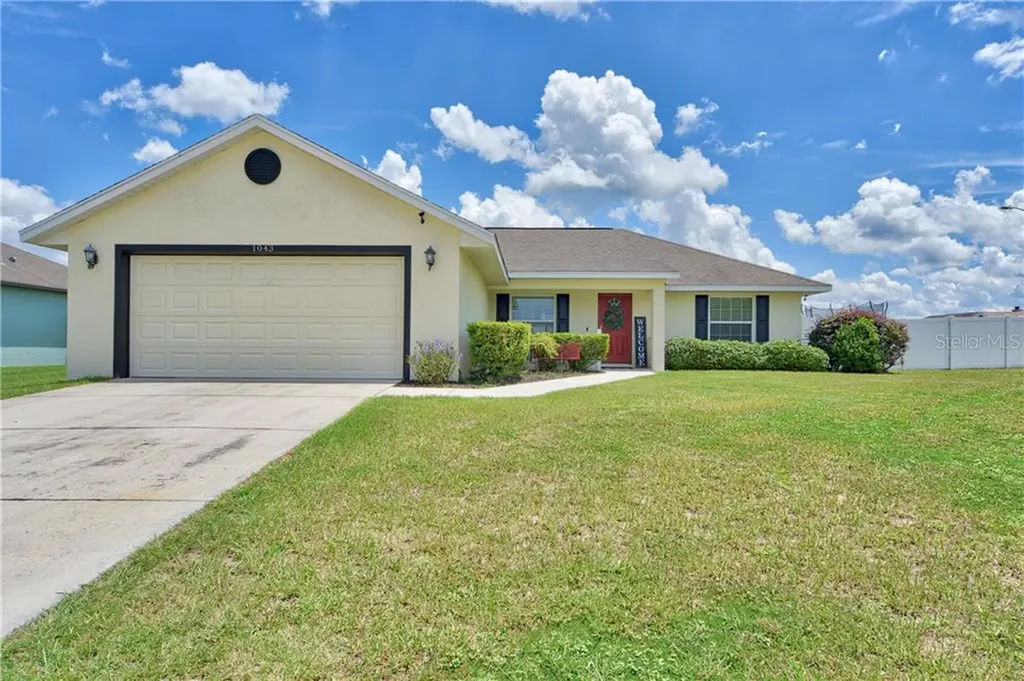 1043 SE 68th Court Ocala FL 34472
