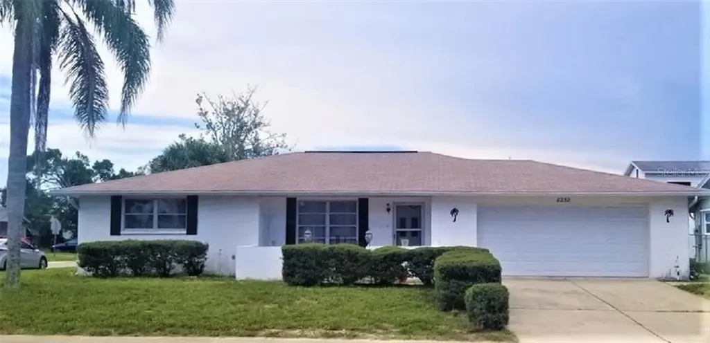 8252 Fox Hollow Drive Port Richey FL 34668