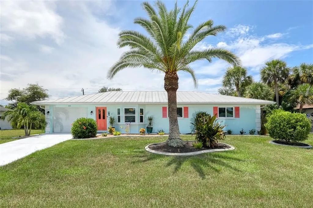 831 E 6th Street Englewood FL 34223