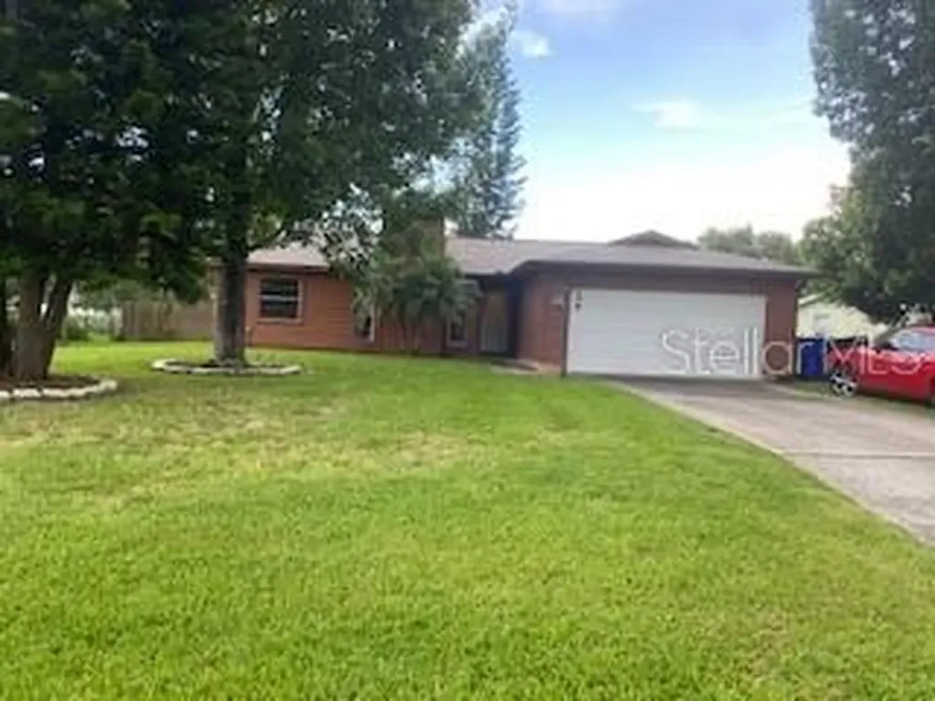 1831 West Clinton Drive Saint Cloud FL 34769