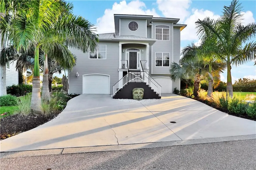 5515 2nd Avenue Circle W Palmetto FL 34221