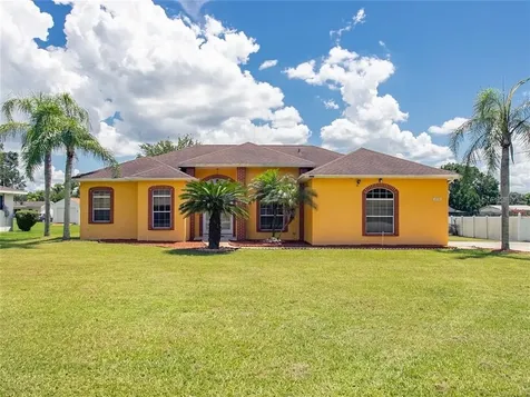 37136 Lemon Avenue Zephyrhills FL 33541