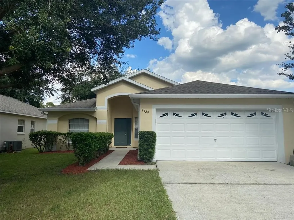 2329 Hickory Pine Street Orlando FL 32817