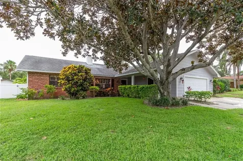 2933 Sweetgum Way S Clearwater FL 33761
