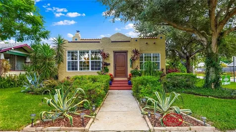 2270 6th Avenue N St Petersburg FL 33713