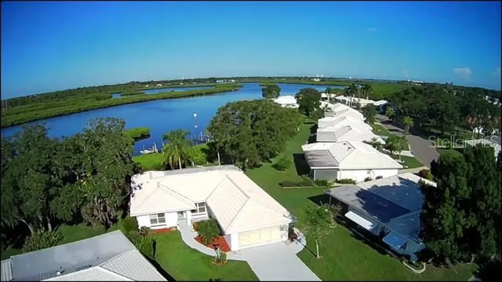 4001 Lakewood Avenue Bradenton FL 34208