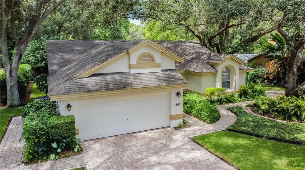 1207 Willowick Circle Safety Harbor FL 34695