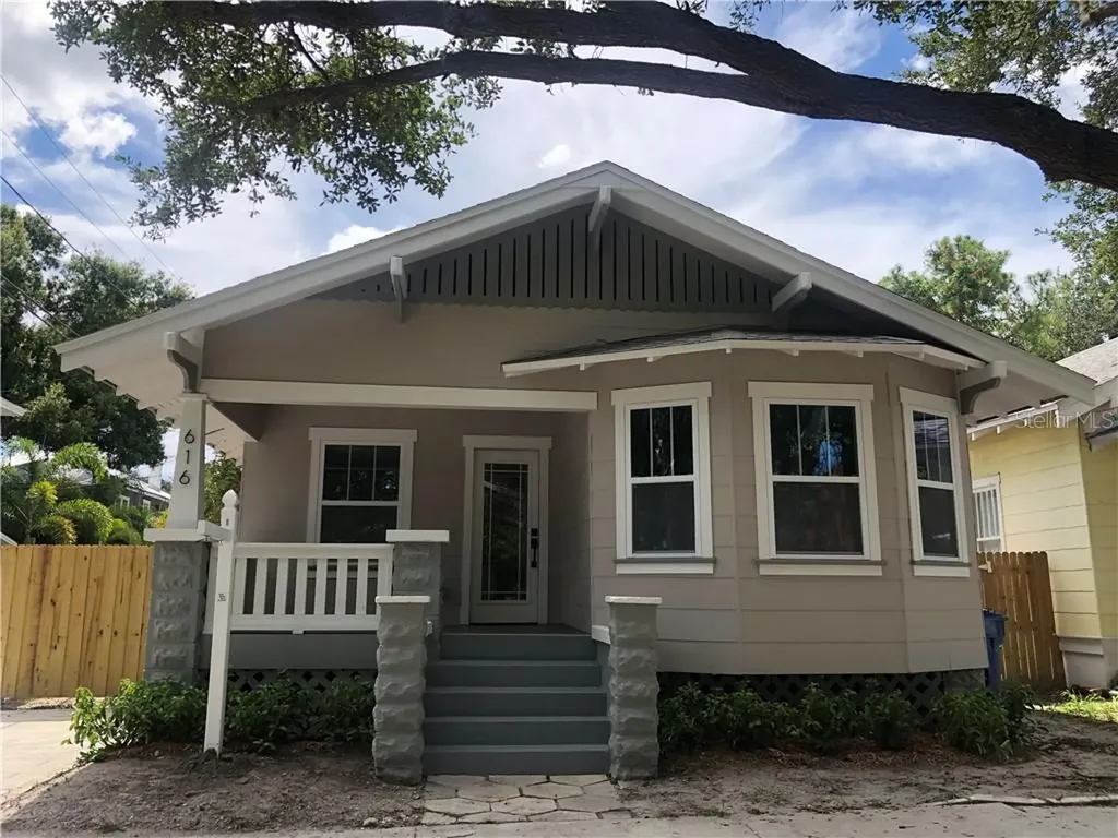 616 8th Street N St Petersburg FL 33701
