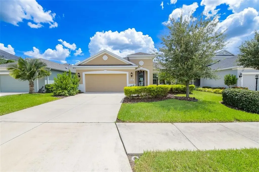 11103 Blue Magnolia Lane Parrish FL 34219