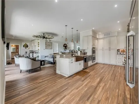 5595 Hansel Avenue Orlando FL 32809