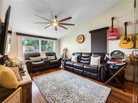 5595 Hansel Avenue Orlando FL 32809