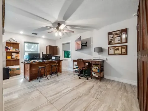 5595 Hansel Avenue Orlando FL 32809