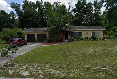 1251 W Forest Lake Drive Altamonte Springs FL 32714
