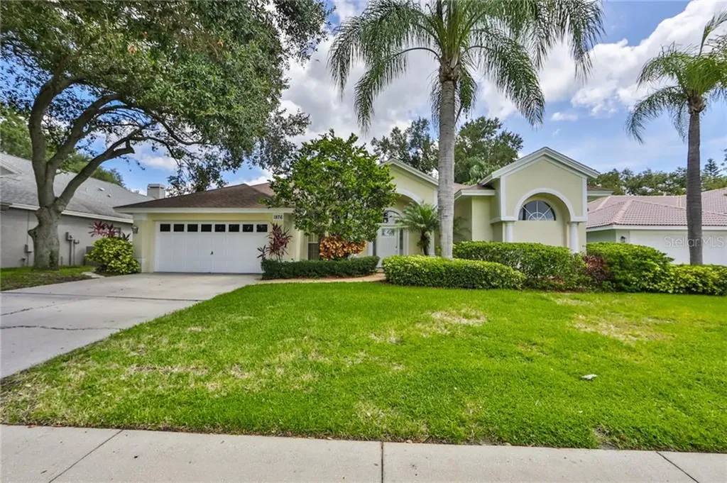 1876 Painted Bunting Circle Palm Harbor FL 34683