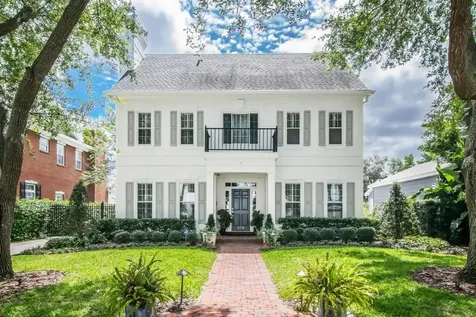 814 S Poinsettia Drive Tampa FL 33609