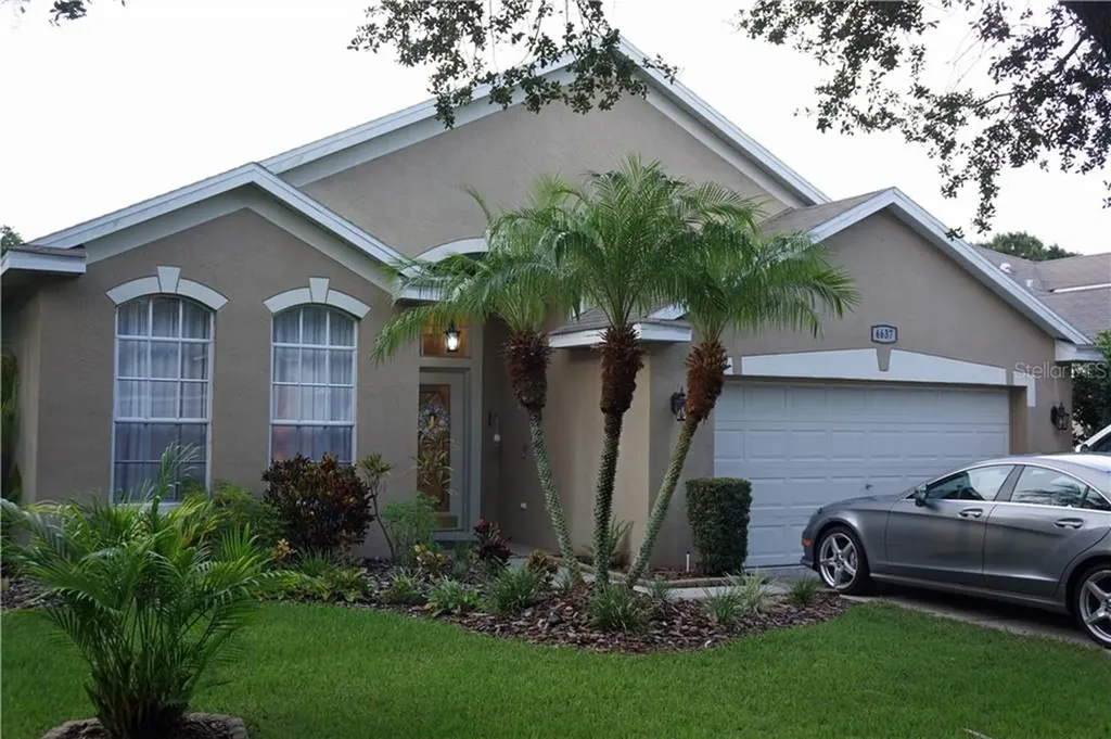 4637 Whispering Wind Avenue Tampa FL 33614