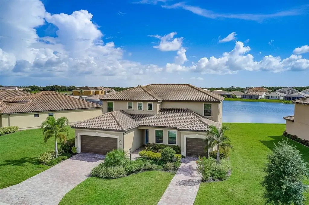 13510 Saw Palm Creek Trail Bradenton FL 34211