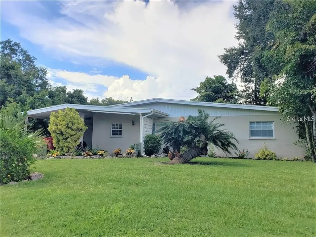 3349 Bougainvillea Street Sarasota FL 34239