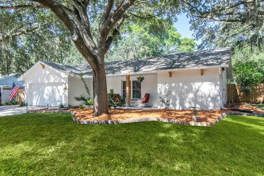 3412 Little Oak Street Valrico FL 33596