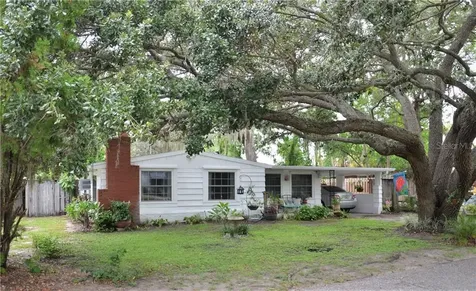893 Brookwood Court S St Petersburg FL 33707