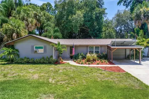 320 Lake Maggiore Boulevard S St Petersburg FL 33705
