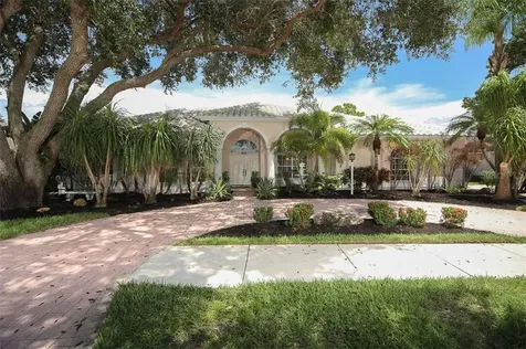8691 Woodbriar Drive Sarasota FL 34238