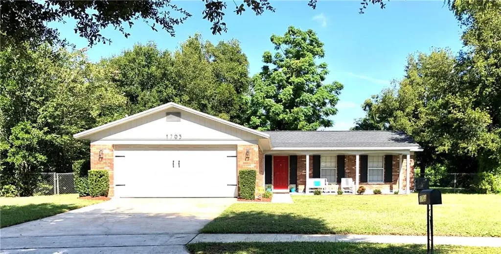 1703 Cordova Circle W Lakeland FL 33801