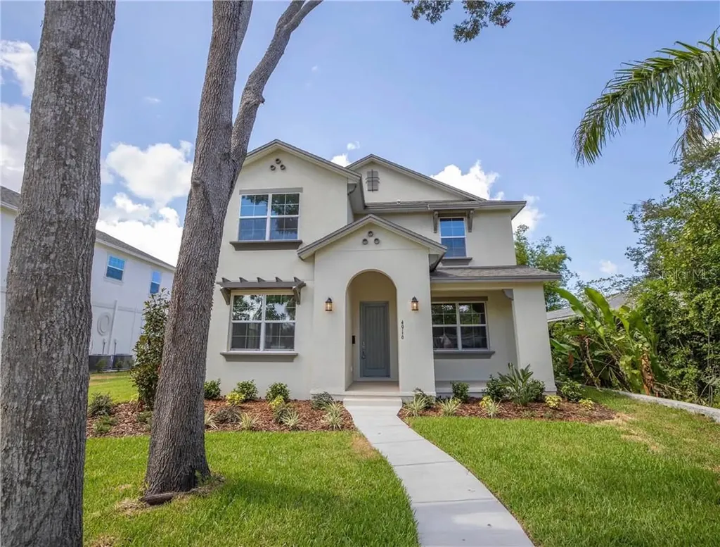 4916 Dartmouth Avenue N St Petersburg FL 33710