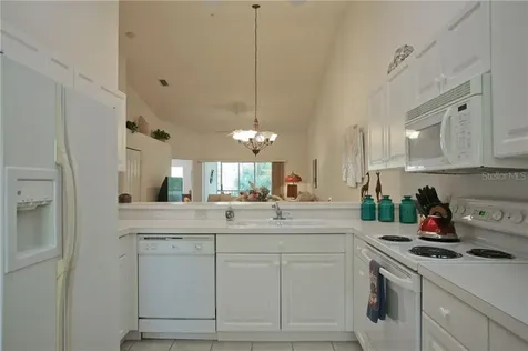 5270 Hyland Hills Avenue Sarasota FL 34241